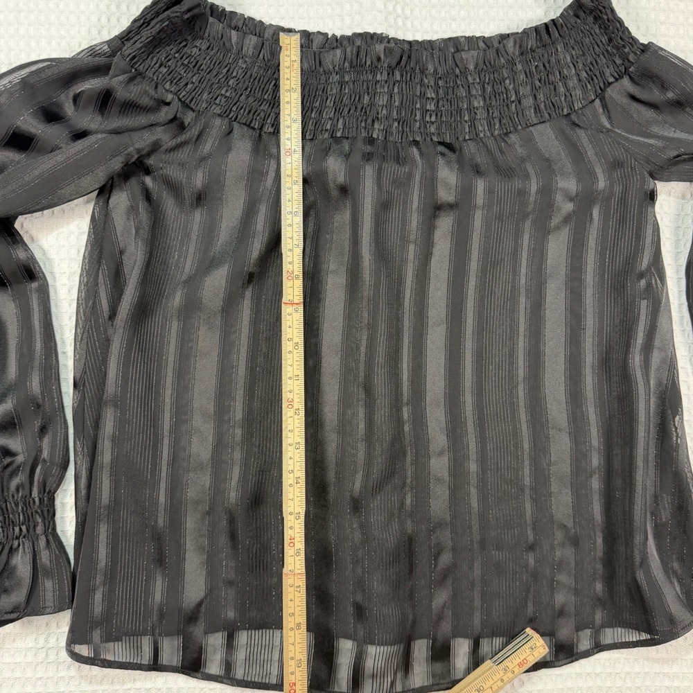 J.O.A. Los Angeles Black Off The Shoulder Smocked Striped Blouse Medium - Picture 4 of 6